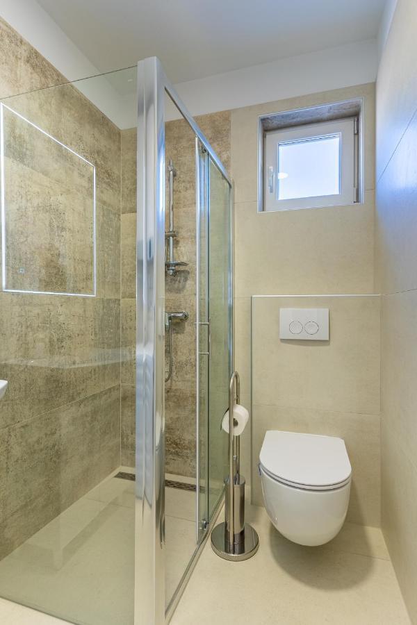 Apartman Vischetti Cres Exterior photo
